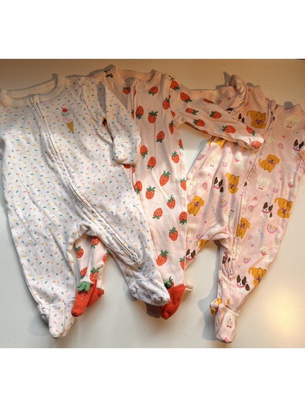 Old Navy 0-3 Months Footie Sleeper Zipper Lot Of 3 Sprinkles Strawberry Dogs